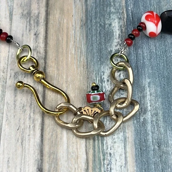 ⭐️Adorned Crown Artisan Assemblage jingle bell poinsettia Christmas necklace - Picture 8 of 11